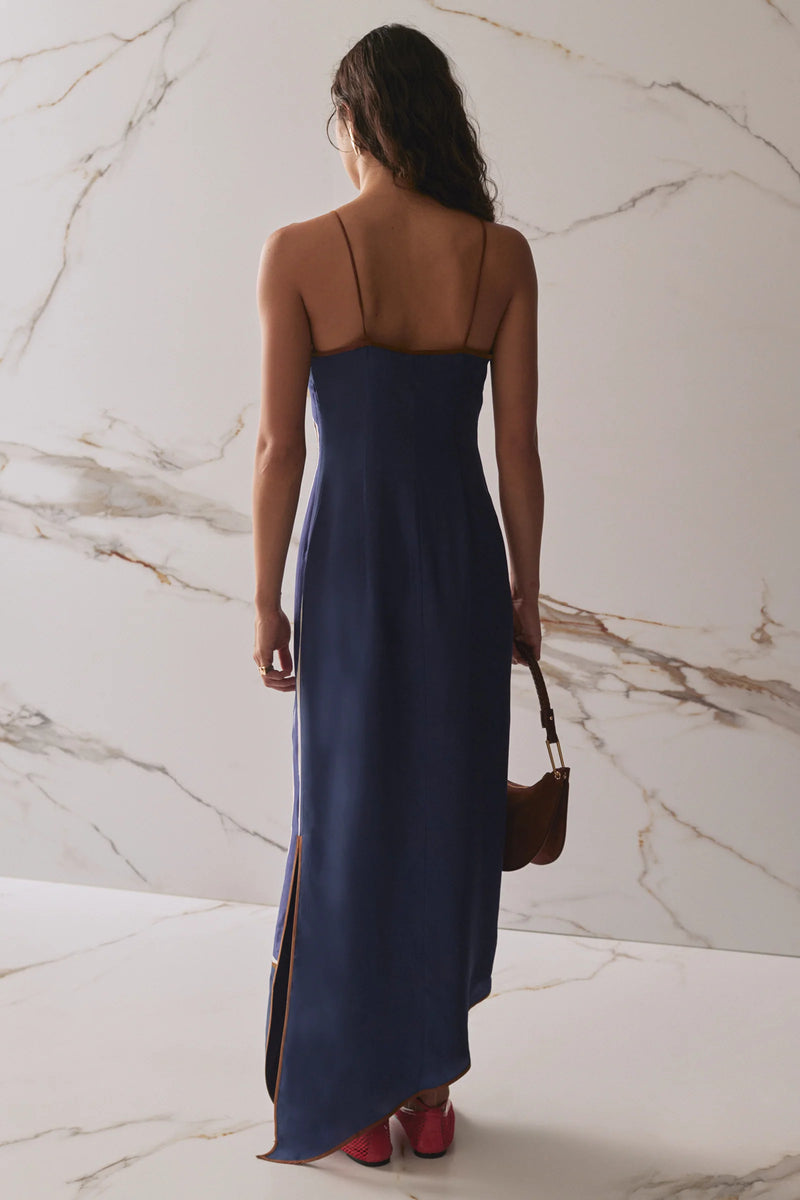 The Avinta Dress Lisse Tulip