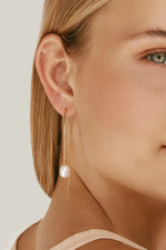 Pearl Curve Earrings Gold