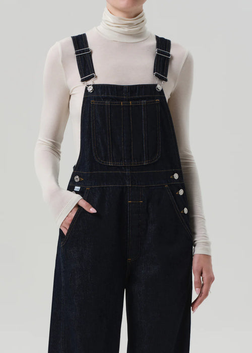 Freya Overall in Juno
