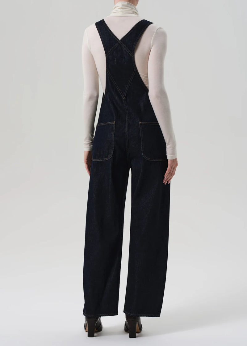 Freya Overall in Juno