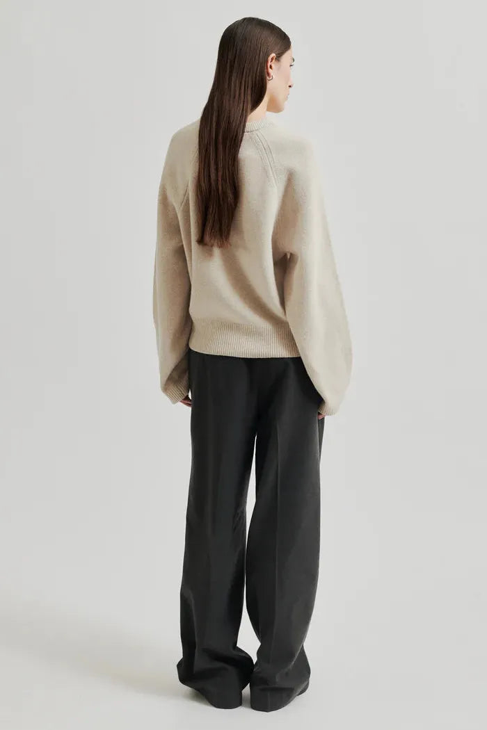 Joline Knit O-Neck Pumice Stone