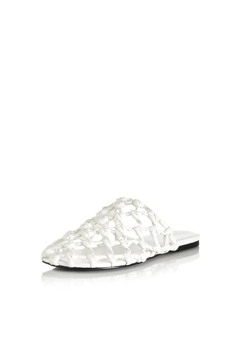 Hezu Ivory