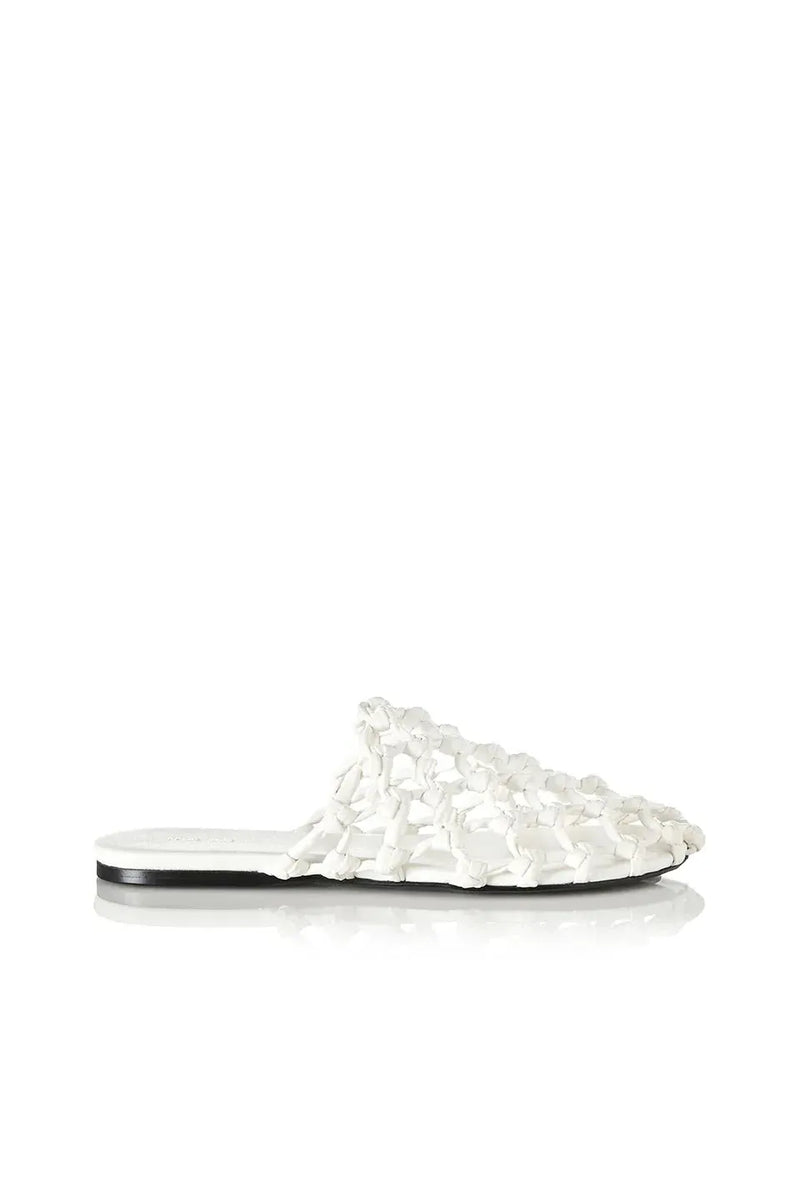 Hezu Ivory