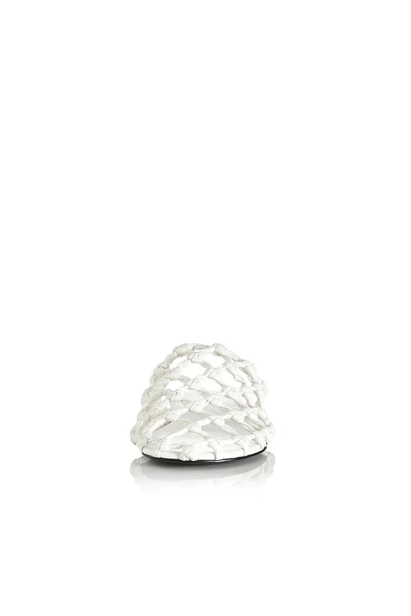 Hezu Ivory