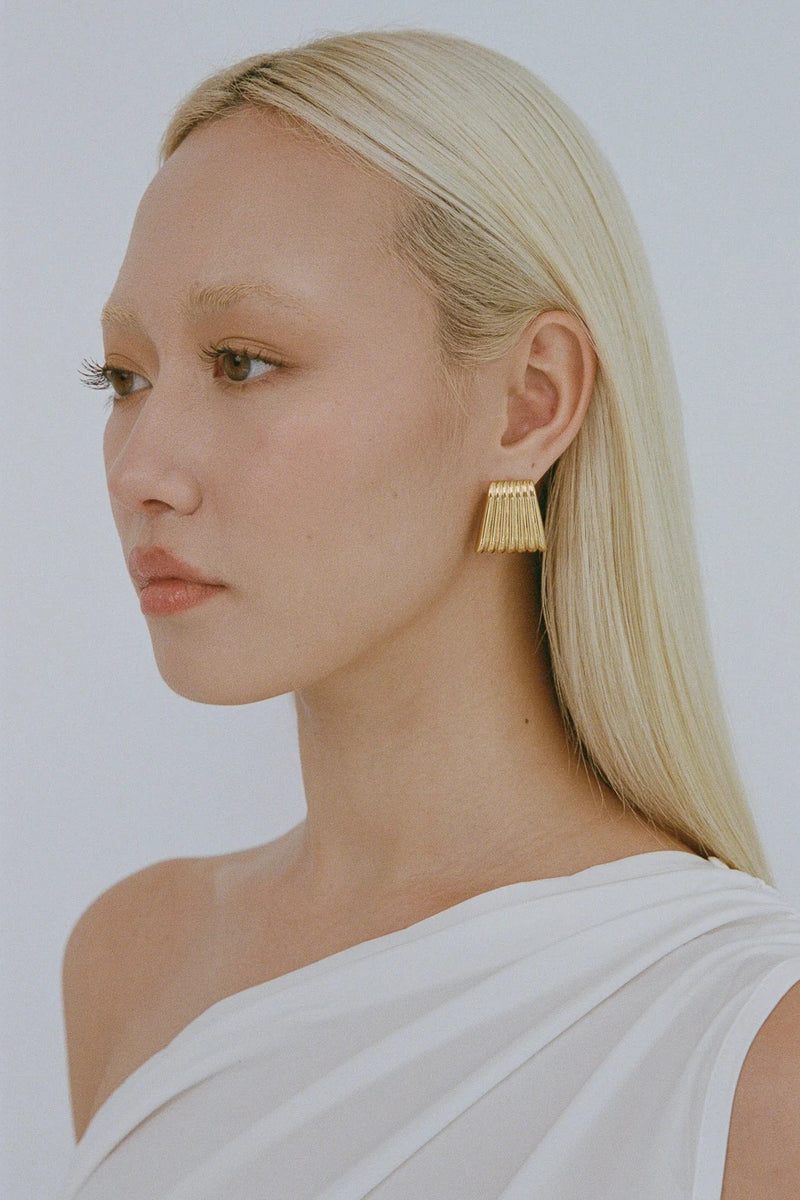 Caterpillar Earrings Gold