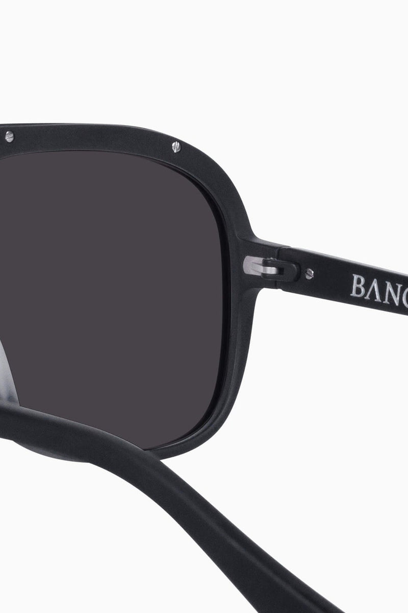 Bang Bang Matte Black w. Matte Black Metal / Black Lens