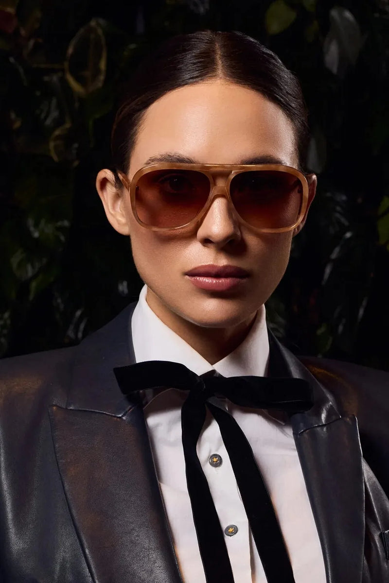 Bang Bang Pastel Tort w. Gold Metal / Dark Orange Gradient Lens
