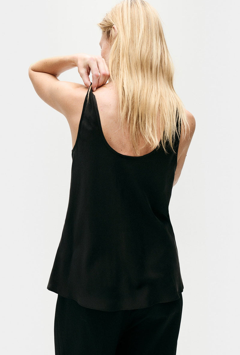 Scoop Neck Tank Black