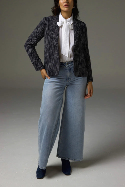 Poise Jacket Black/White Boucle