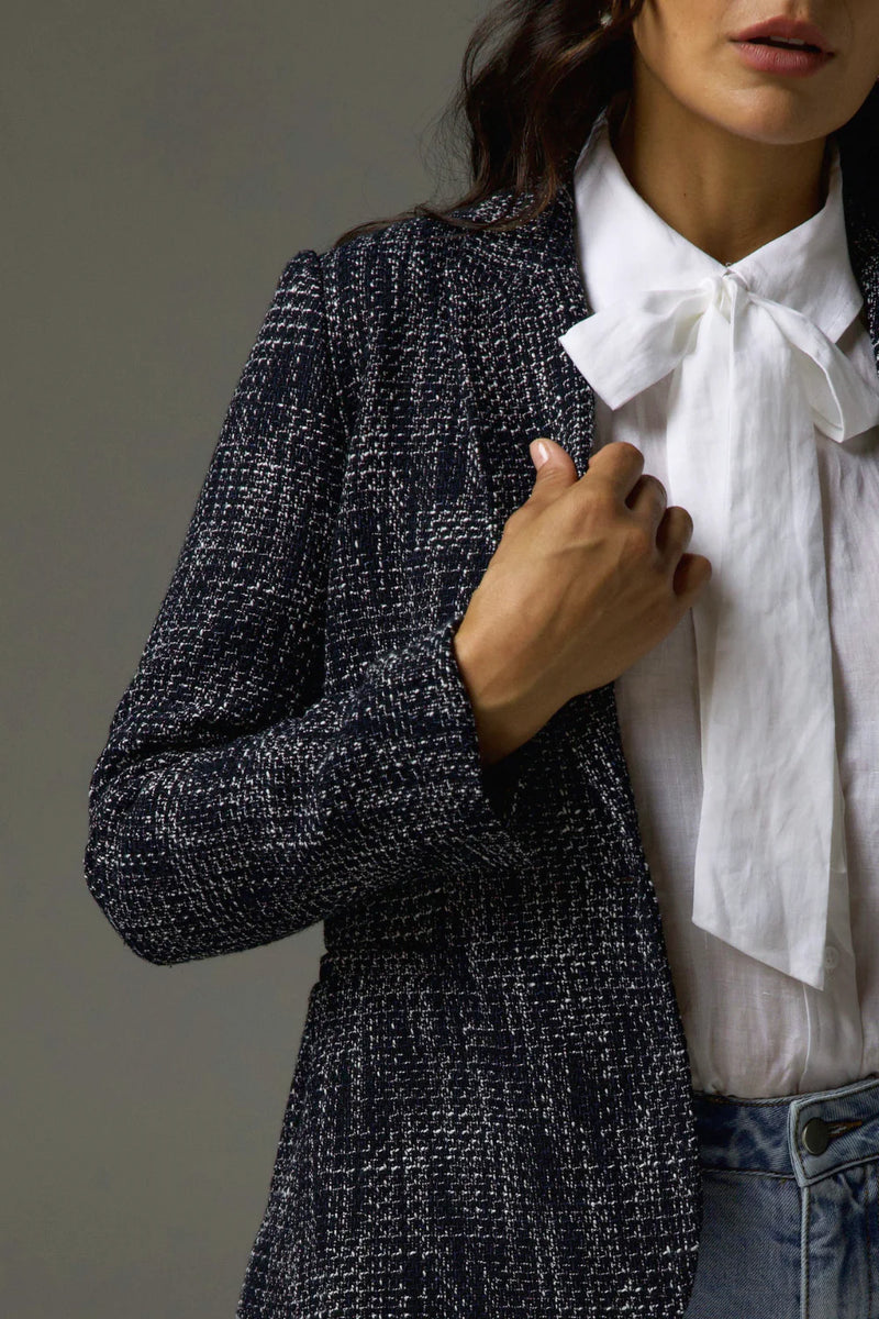 Poise Jacket Black/White Boucle