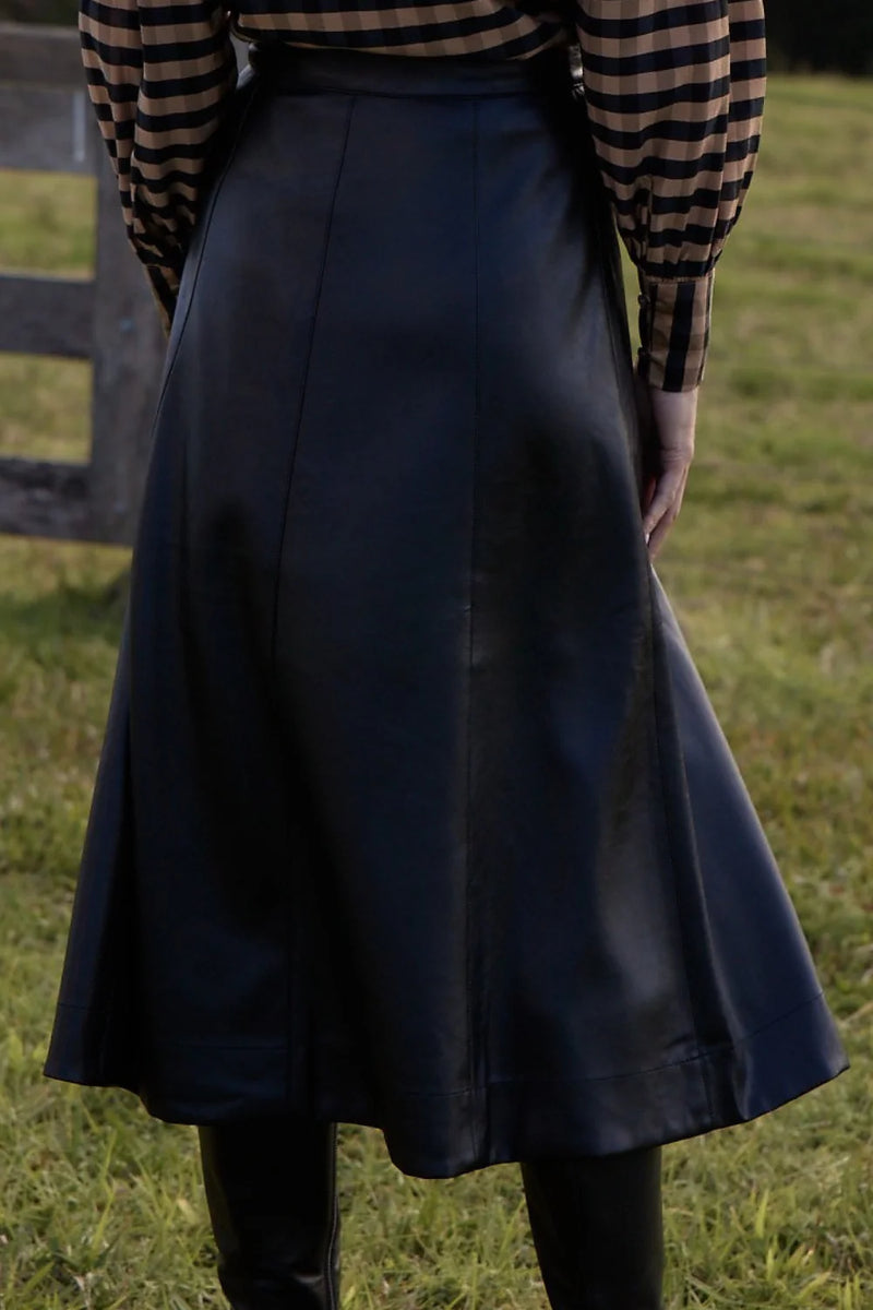 Stellar Skirt Black