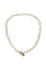 Cali Pearl Necklace