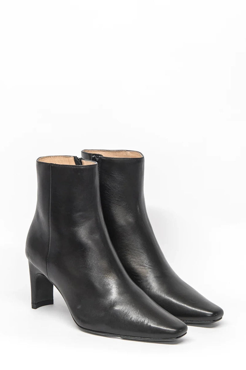 Rouge Boot Black Leather